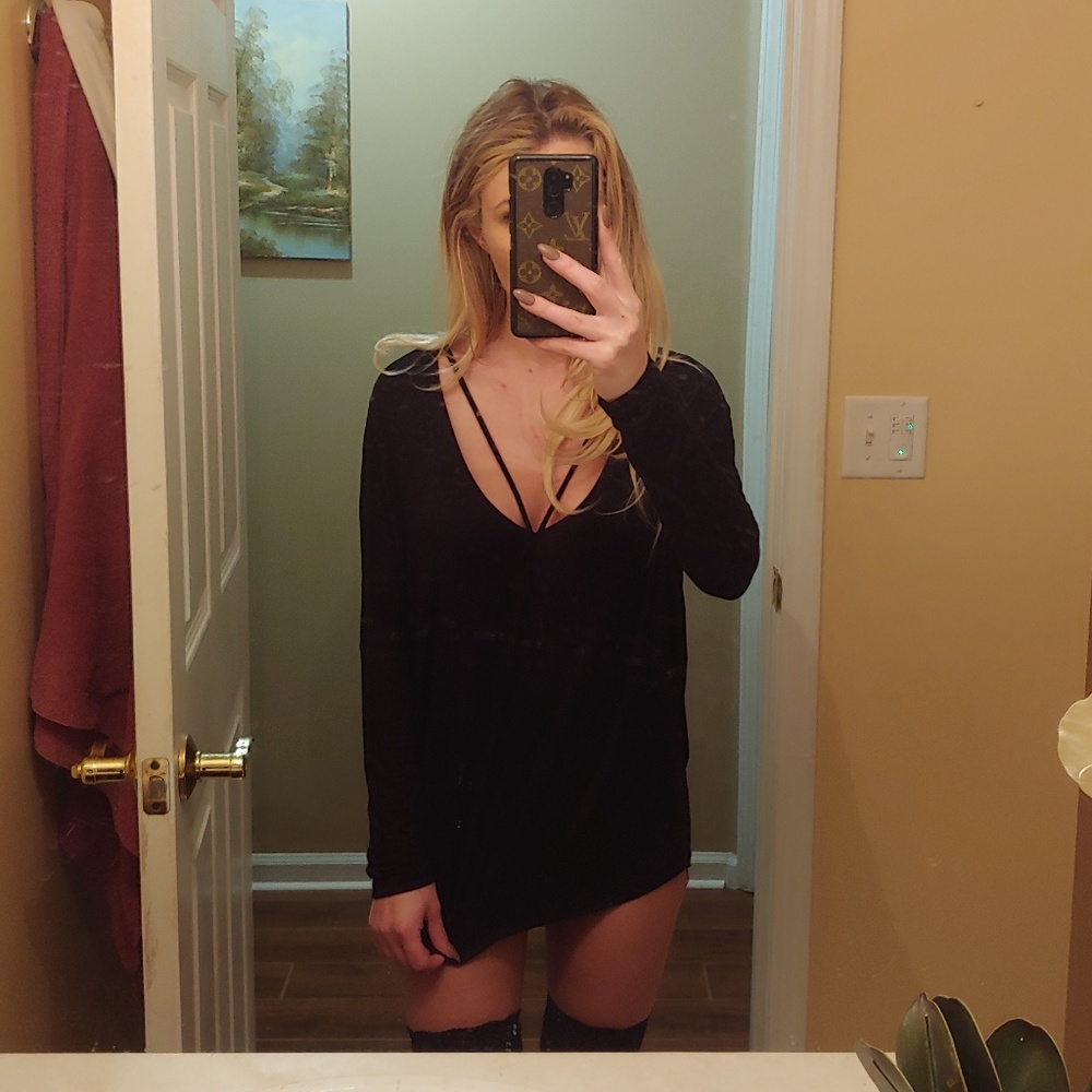 Thin Black Sweater